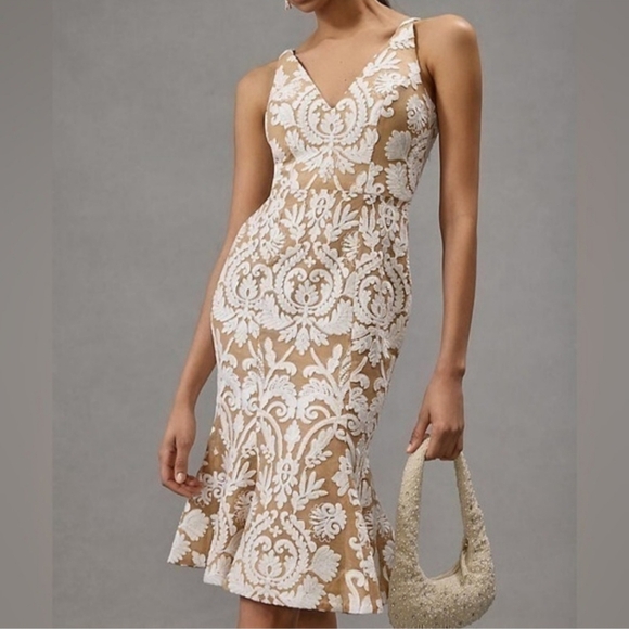 NWT Dress The Population Isabelle Dress Beige White Tulip Hem Sleeveless Small - Picture 1 of 16